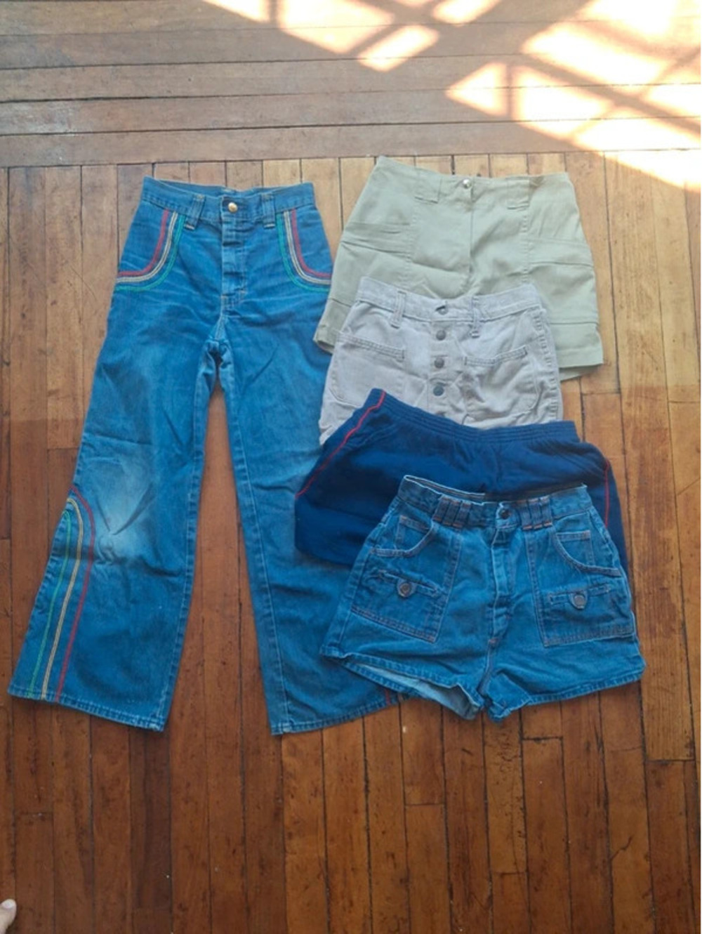 LOT of Vintage 70s pants/shorts, girls & teens high rise shorts/pants